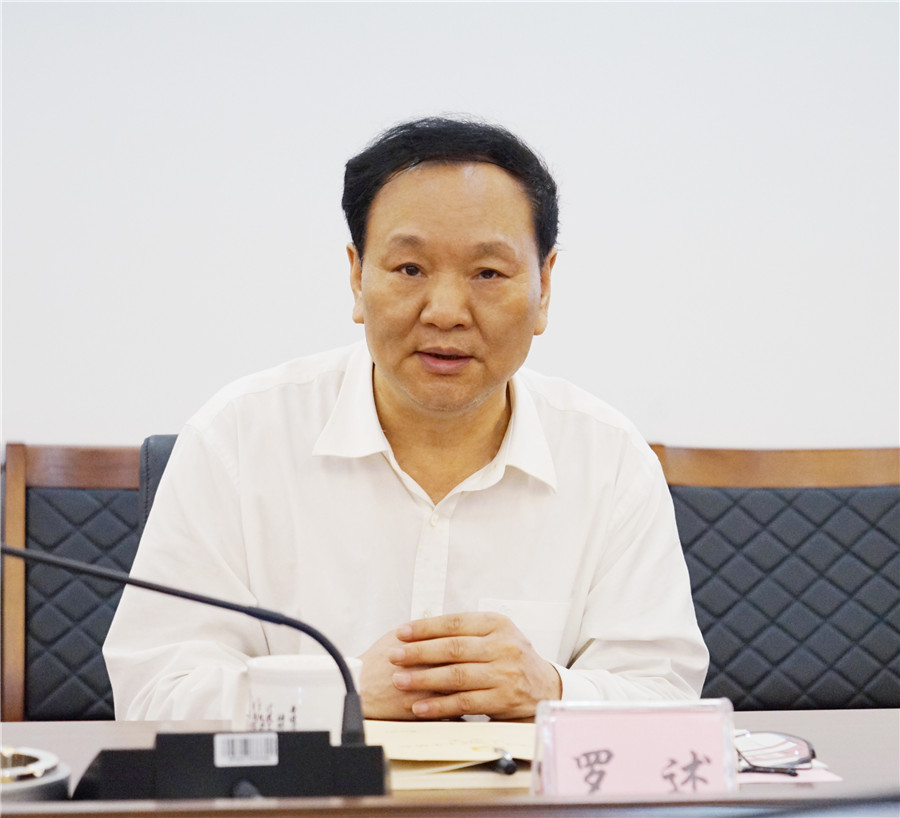重庆铁检院陈久红检察长带队到广铁检察分院调研跨行政区划检察改革