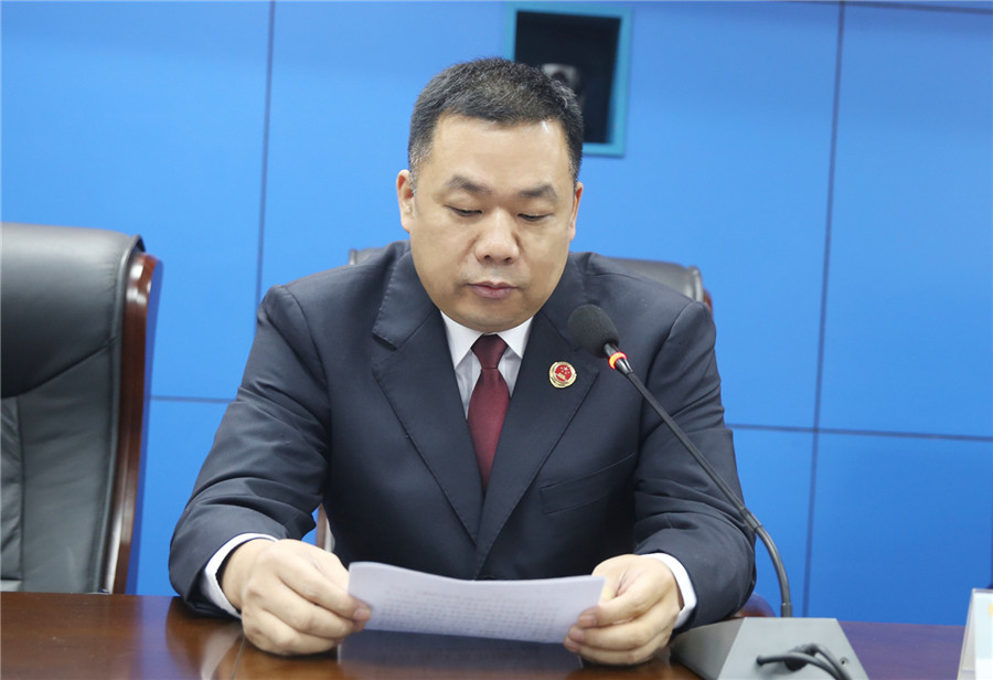 分院和我院党组的统一安排,我认真学习了习近平总书记作的十九大报告
