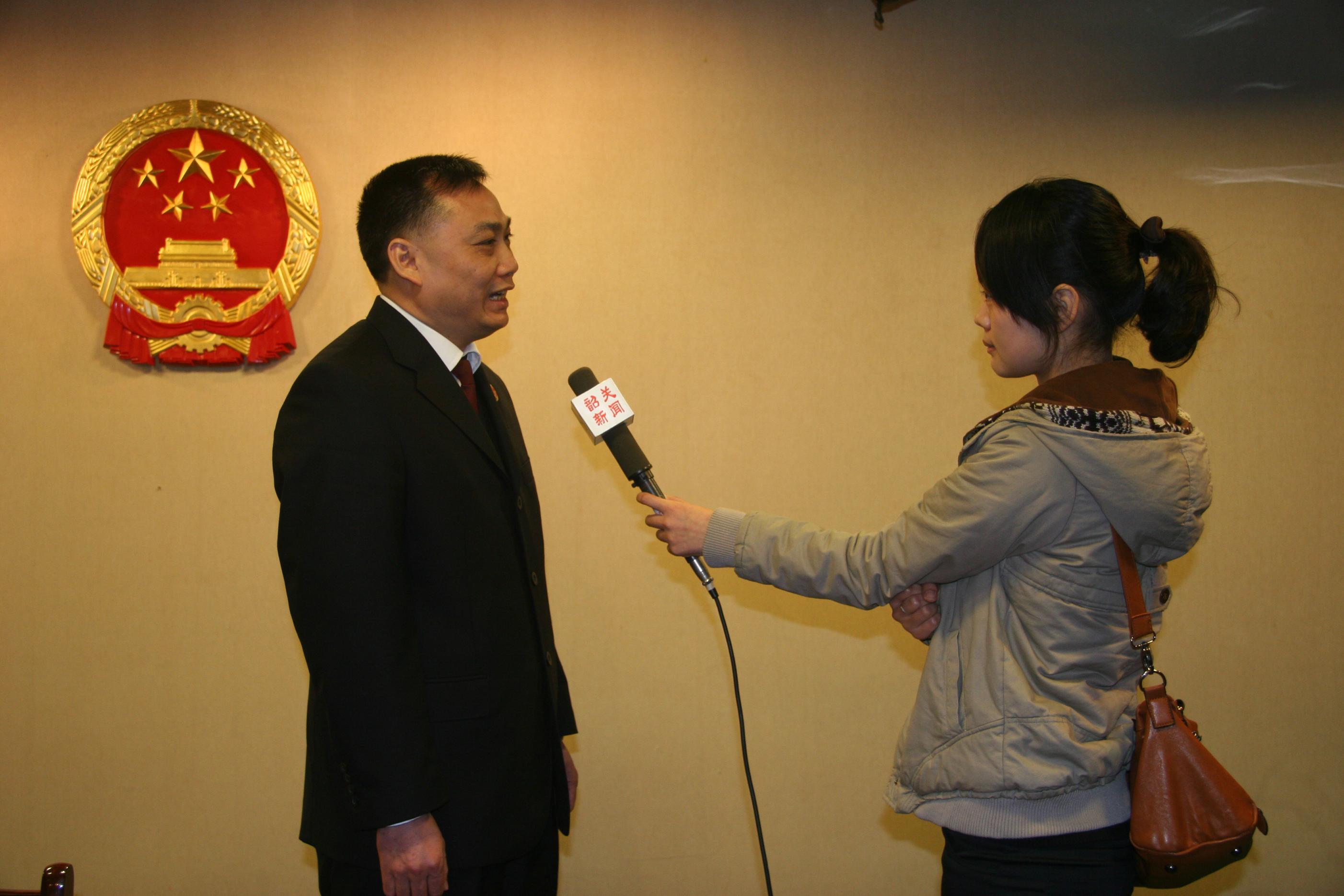 ...东首次公开审理罪犯减刑案件图片 344500 2804x1869
